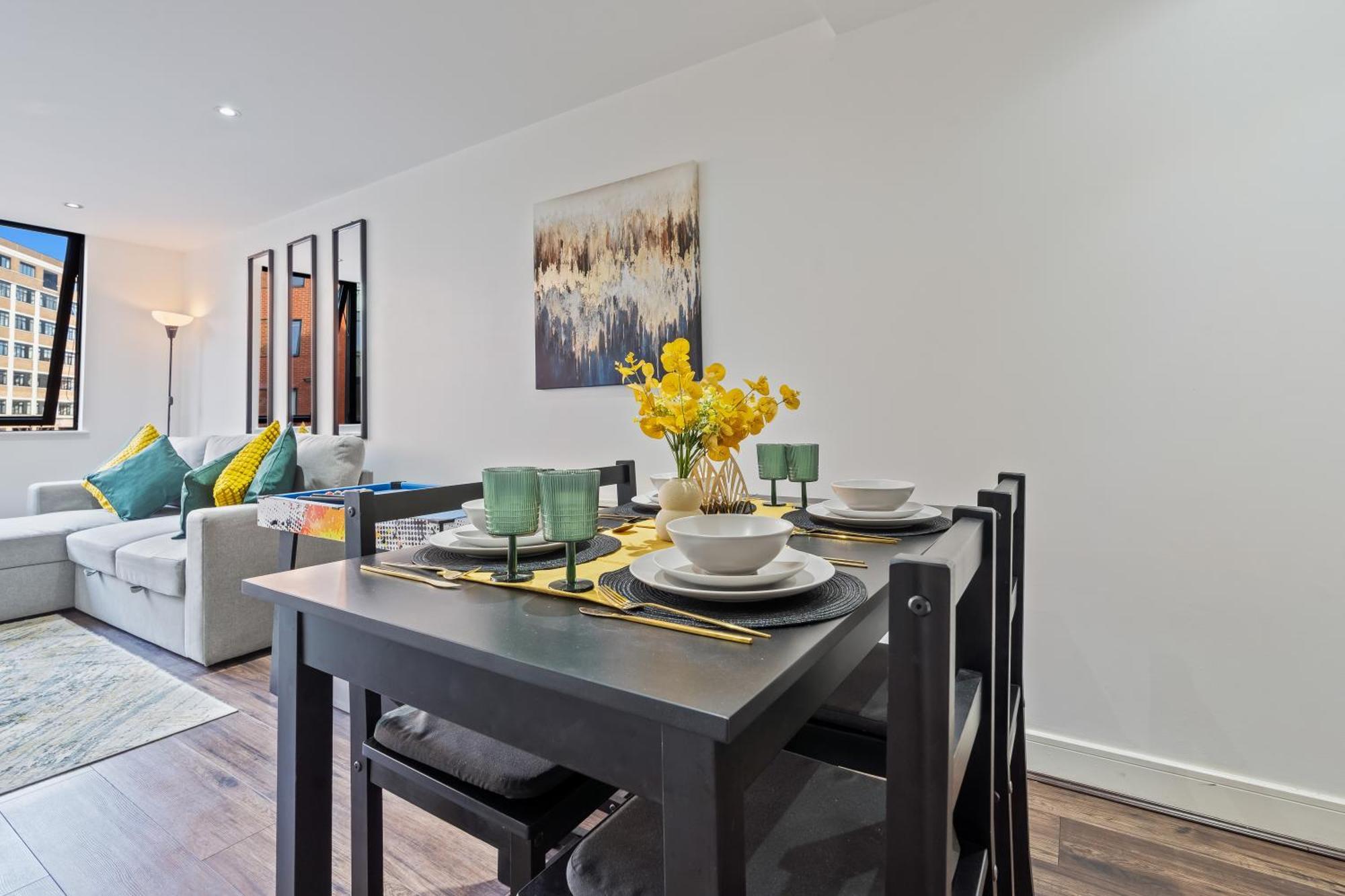 Luxury 2 Bed, Free Wi-fi And Paid Parking Birmingham